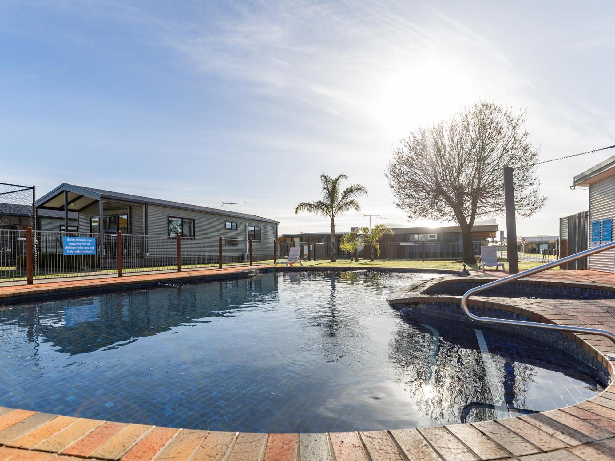 Nrma Yarrawonga Mulwala Holiday Park Exterior foto