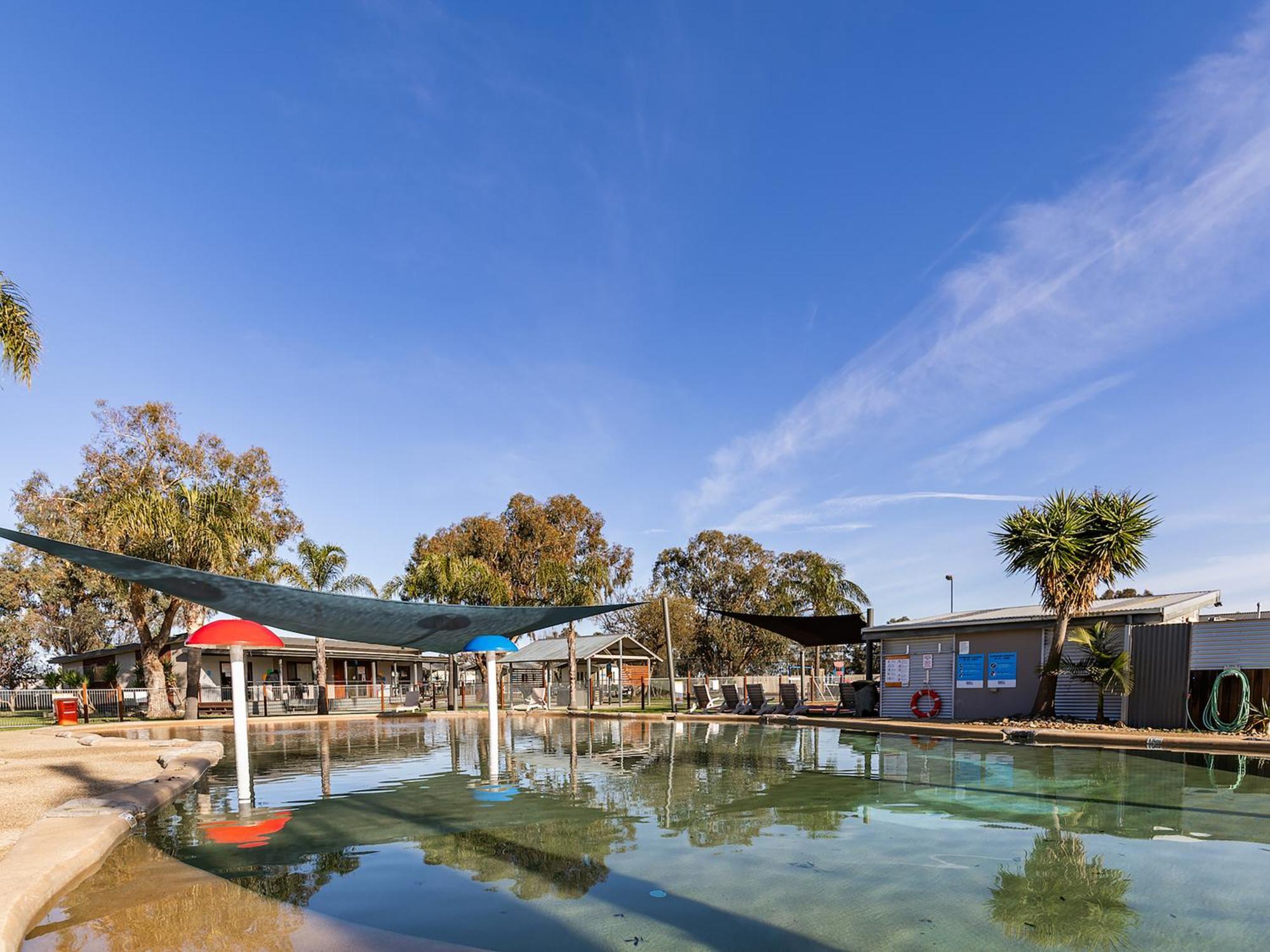 Nrma Yarrawonga Mulwala Holiday Park Exterior foto